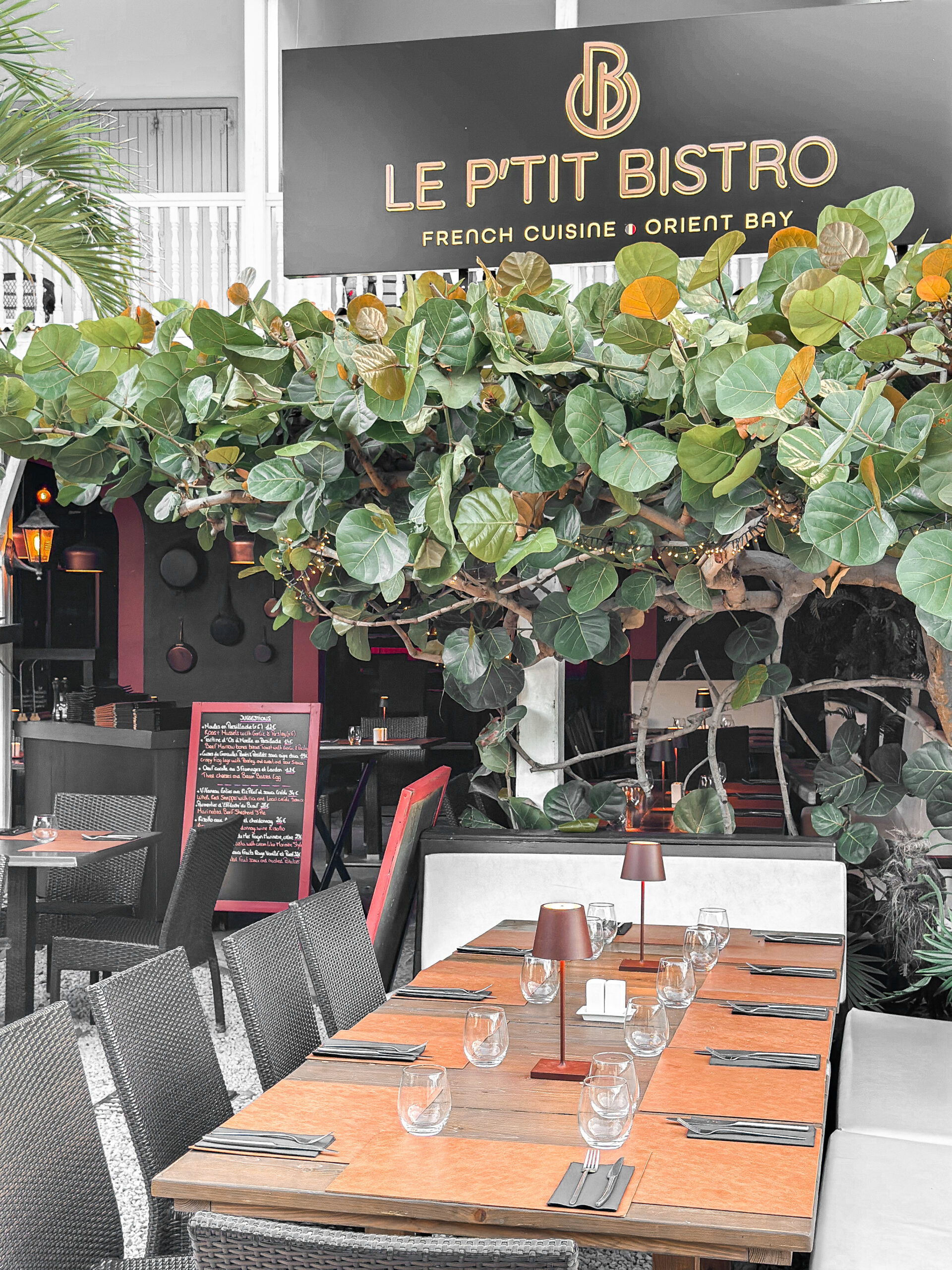 You are currently viewing LE PTI BISTRO