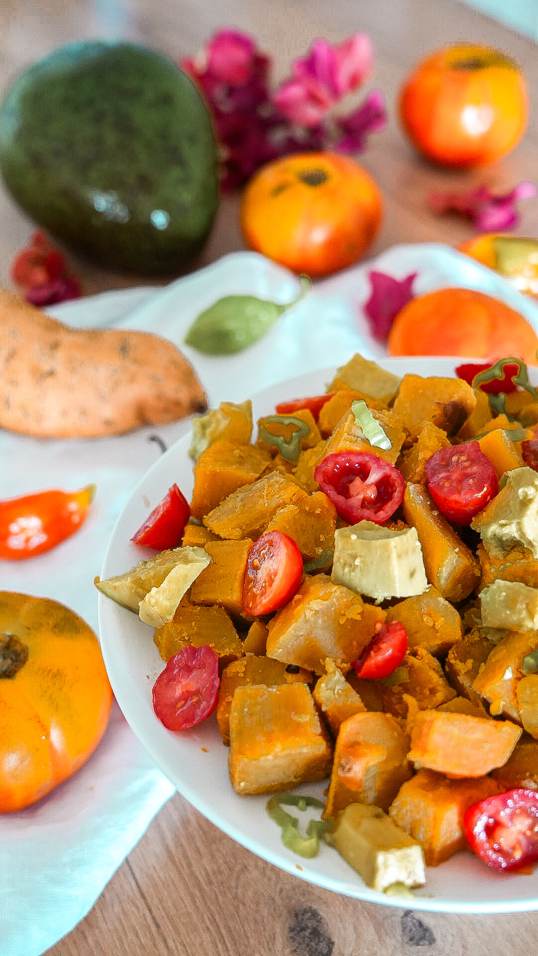 Read more about the article SWEET POTATO, TOMATO & AVOCADO SALAD